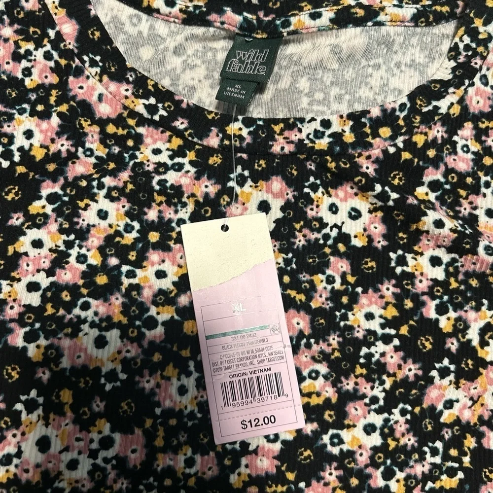 Wild Fable Girls top. Size Xl